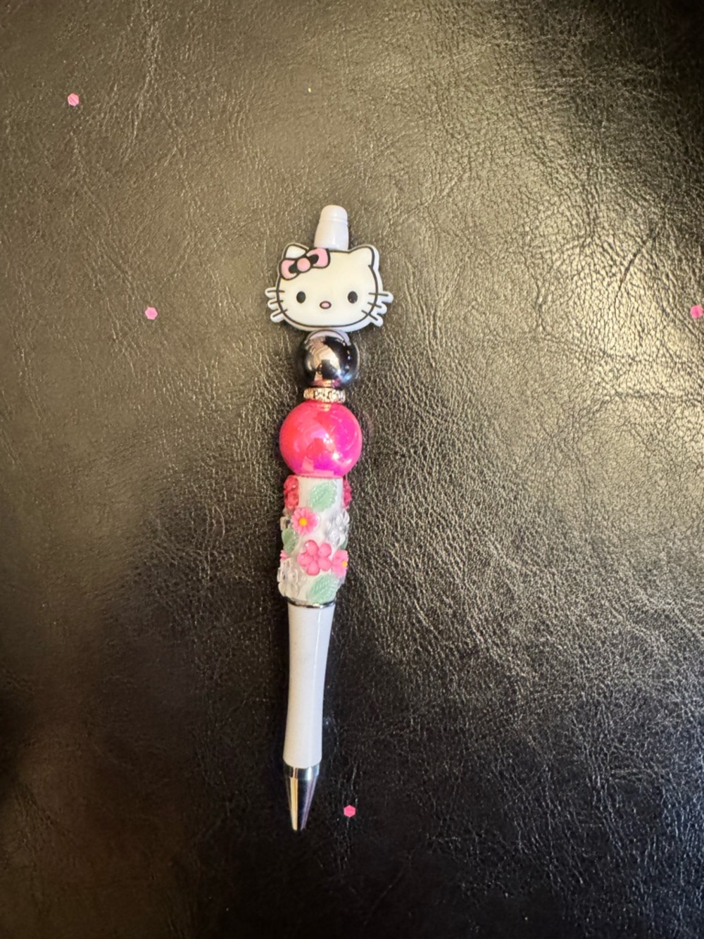 Sanrio Hello Kitty White and Pink Floral Bead Pen